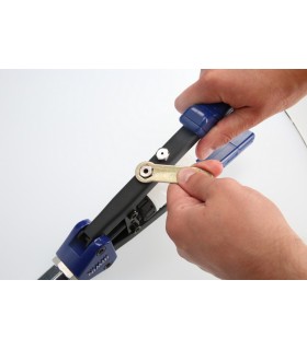 REMACHADORA COMPACTA 2 MANOS de Ø 2 a 6,4mm
