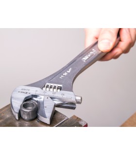LLAVE INGLESA 92WR/CE REVERSIBLE 8" 200mm Cap.34mm
